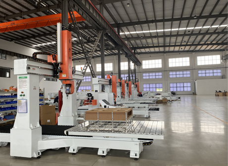 複雑な加工用の手頃な価格で最高の生産性を実現する 5 軸 CNC ルーター