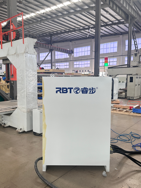 航空宇宙産業5軸CNC彫刻ルーター用の軸繊維チューブ部品