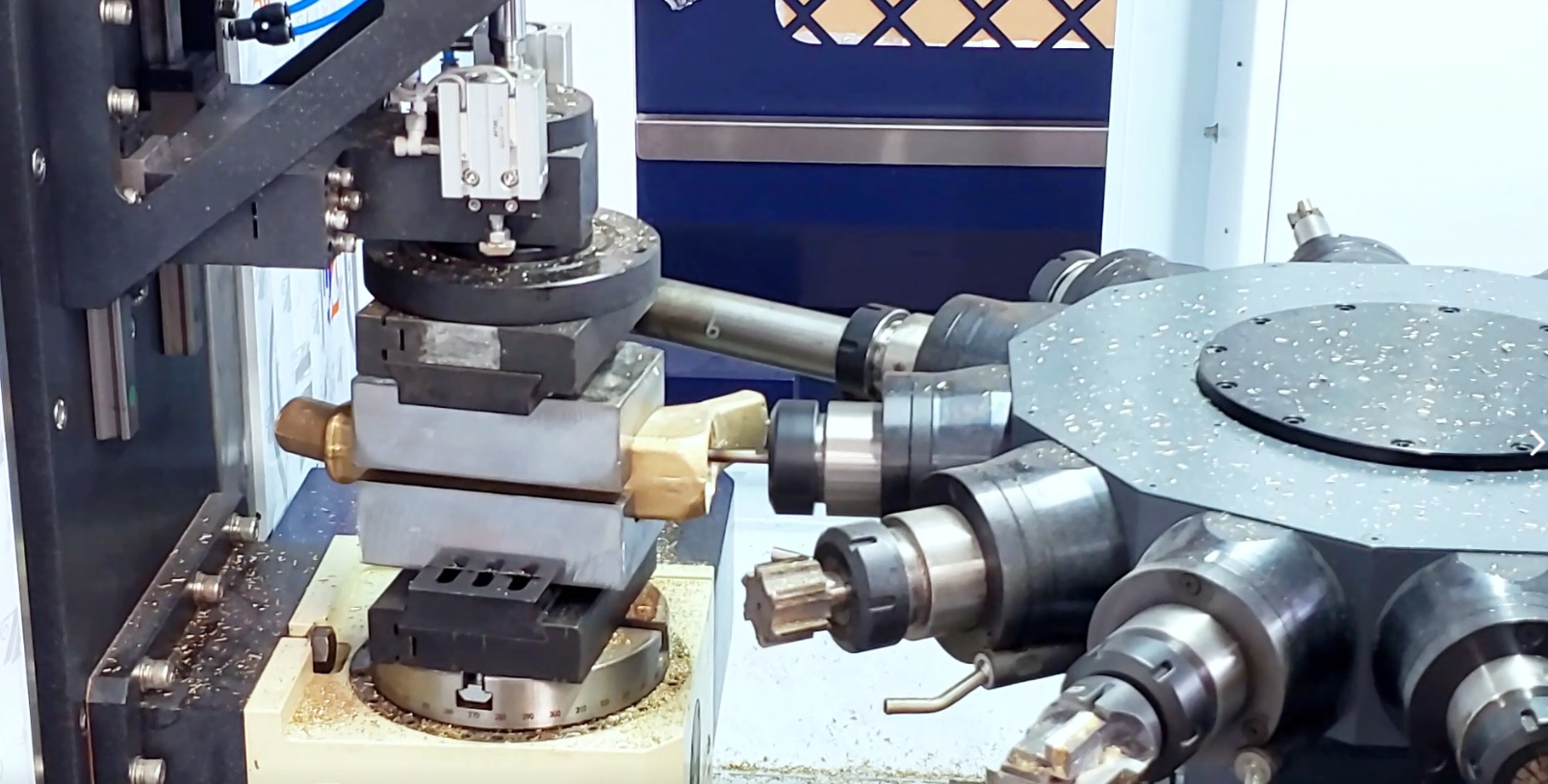 RBT 12 スピンドル蛇口生産用横型 CNC マシン CE 承認済み
