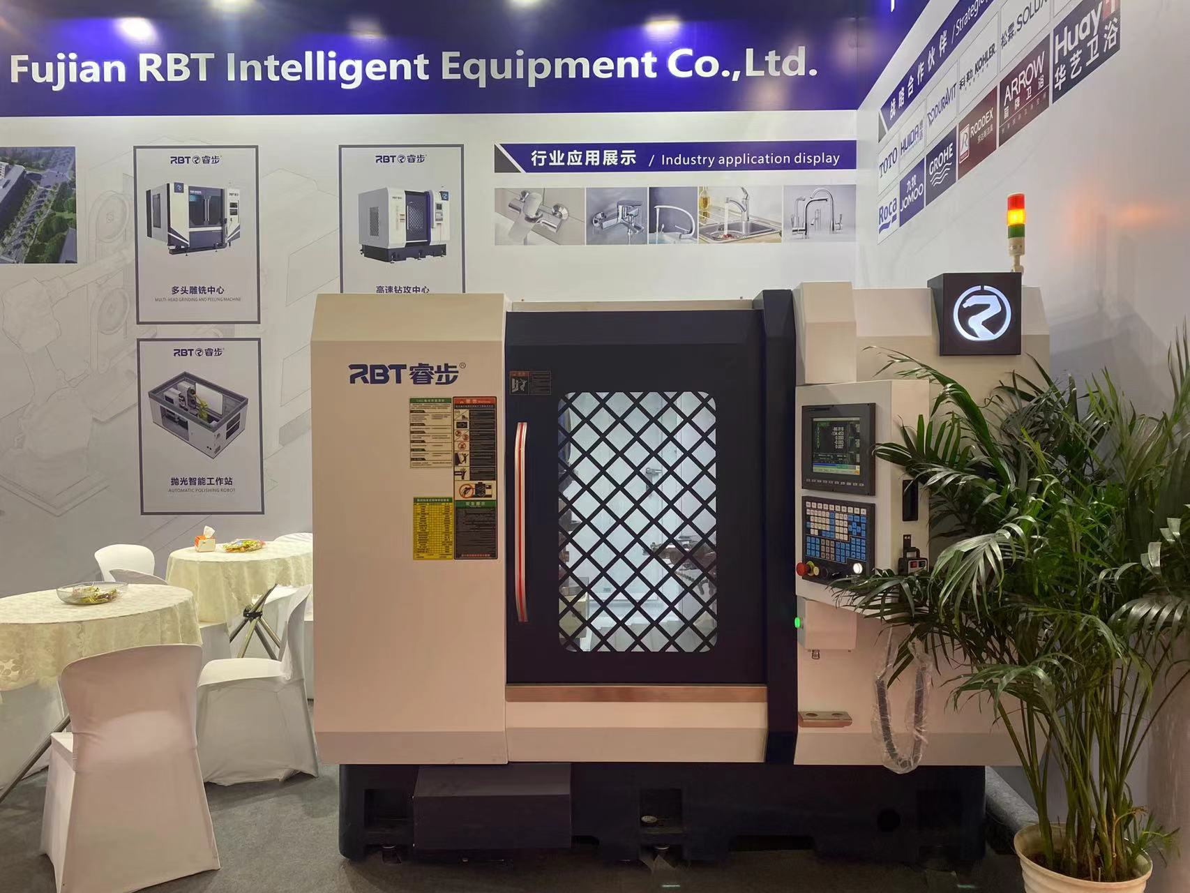 RBT 12 スピンドル蛇口生産用横型 CNC マシン CE 承認済み